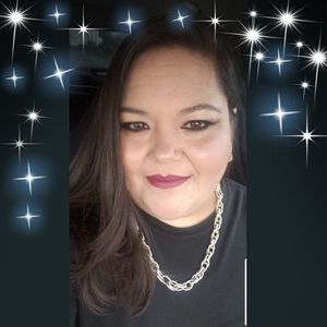 Meet your Posher, Esmeralda